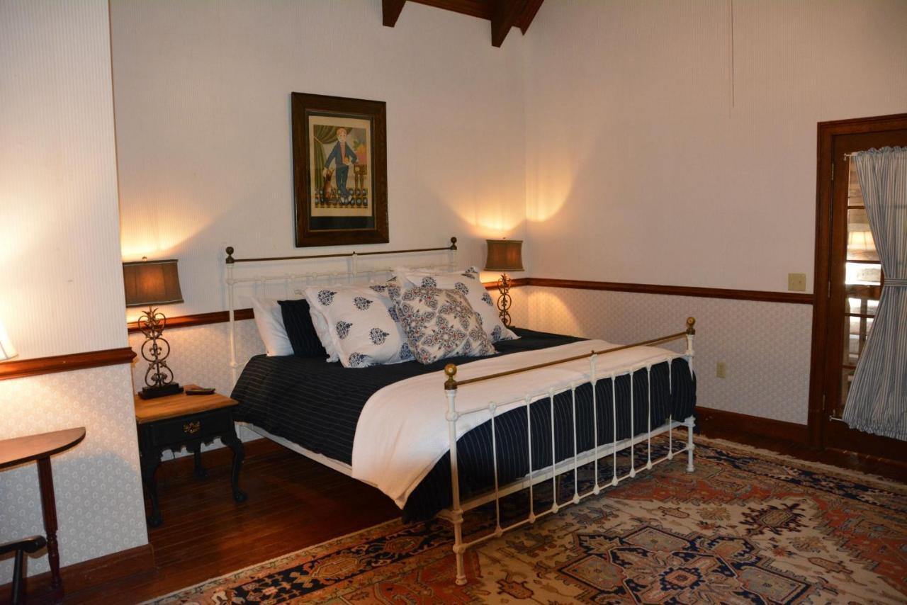 Altamont Lodge Newland 外观 照片