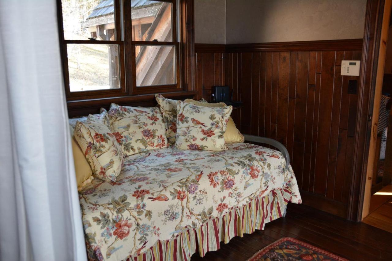 Altamont Lodge Newland 外观 照片